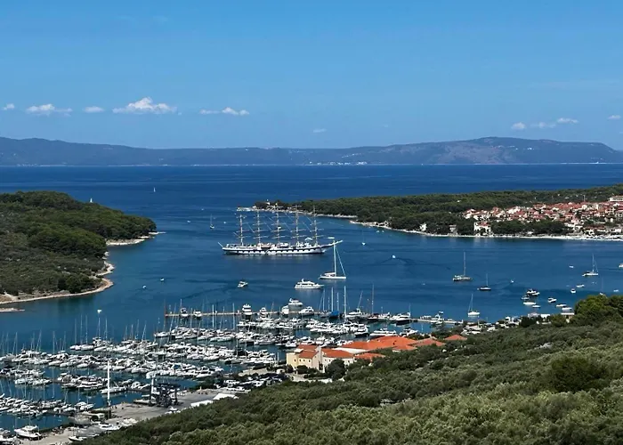 Pearl Of * Cres